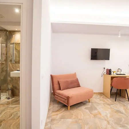 Harmony & Bed & Breakfast 4*